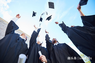 从八字来看哪些人更容易金榜题名？