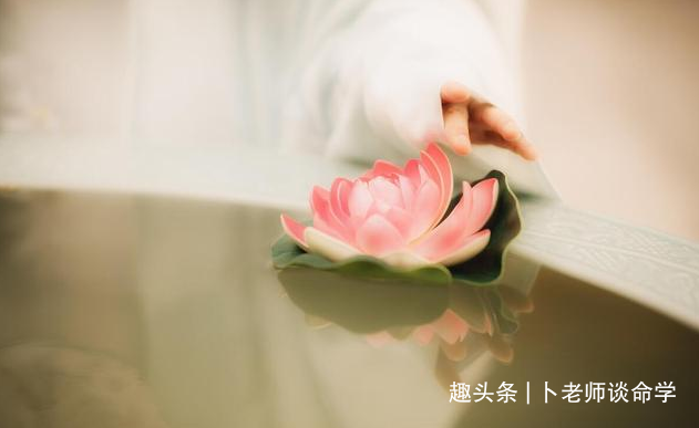 如何在八字命理中看是否有吉凶祸福？