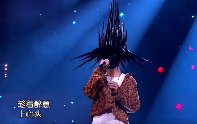 薛之谦曾取名为“刺”：这种银河落九天的磅礴，映衬出天后的华丽
