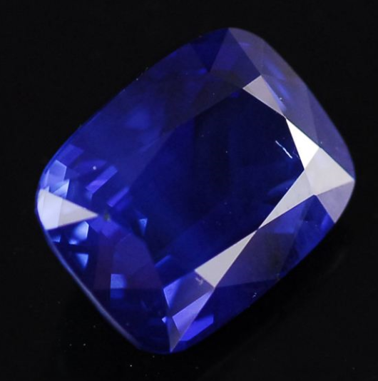 摩羯座幸运石:蓝宝石 摩羯座幸运石:蓝宝石